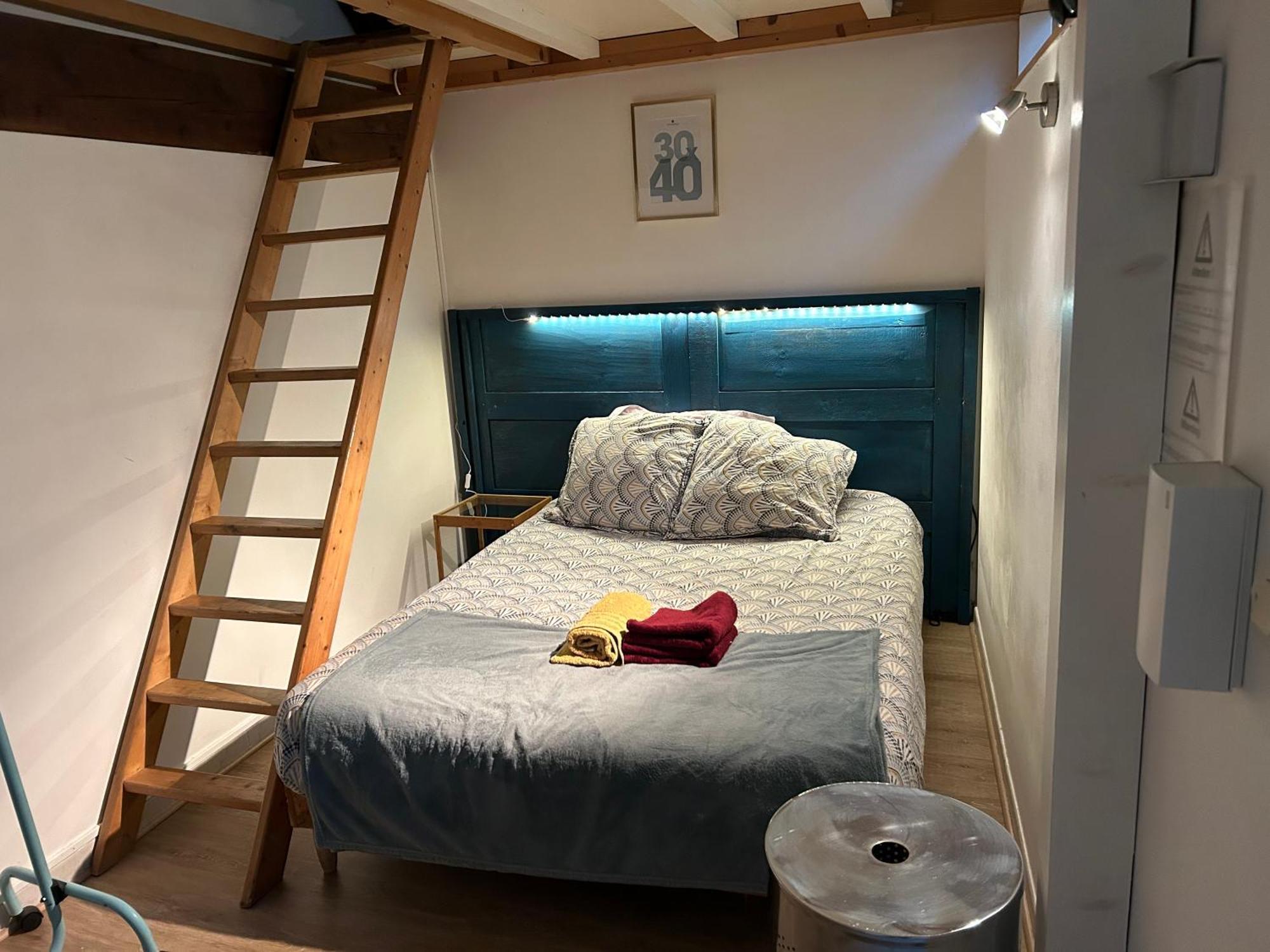 Le Saint-Lazare Appartement Au Calme Intra Muros Αβινιόν Εξωτερικό φωτογραφία