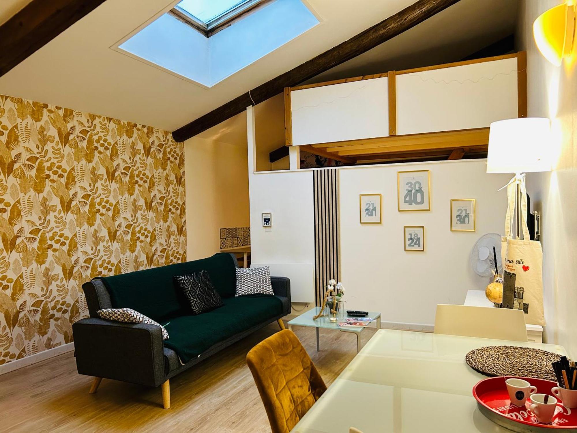 Le Saint-Lazare Appartement Au Calme Intra Muros Αβινιόν Εξωτερικό φωτογραφία