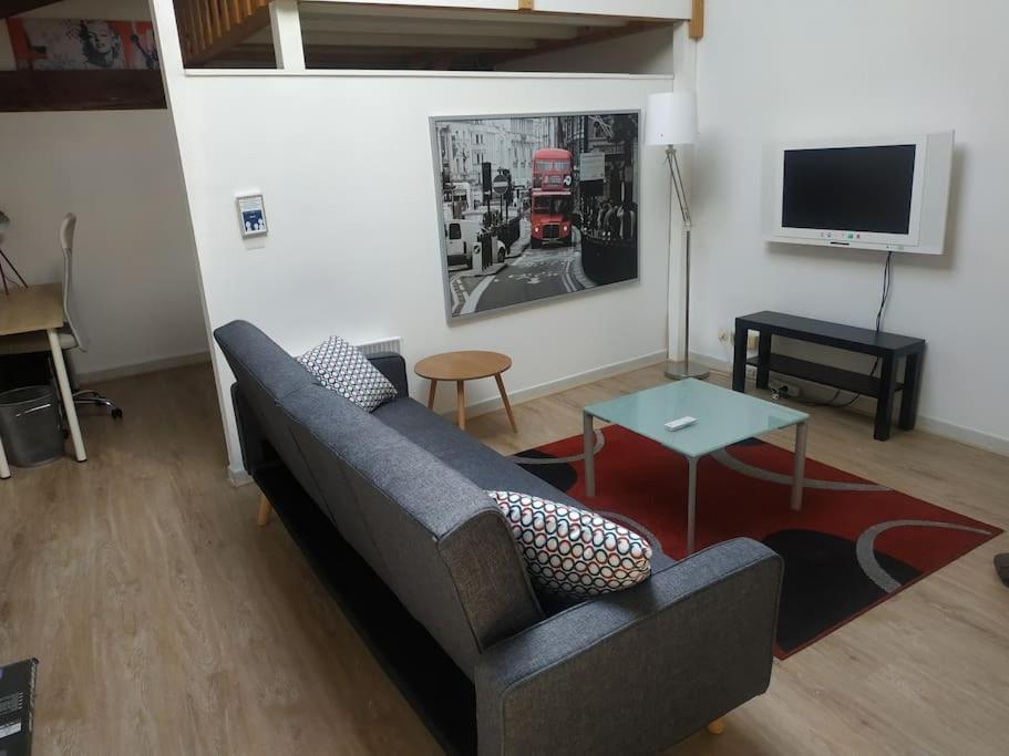 Le Saint-Lazare Appartement Au Calme Intra Muros Αβινιόν Εξωτερικό φωτογραφία