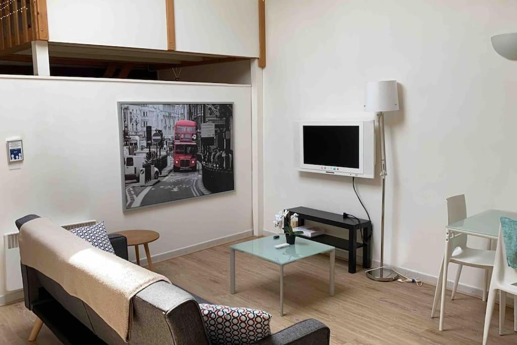 Le Saint-Lazare Appartement Au Calme Intra Muros Αβινιόν Εξωτερικό φωτογραφία